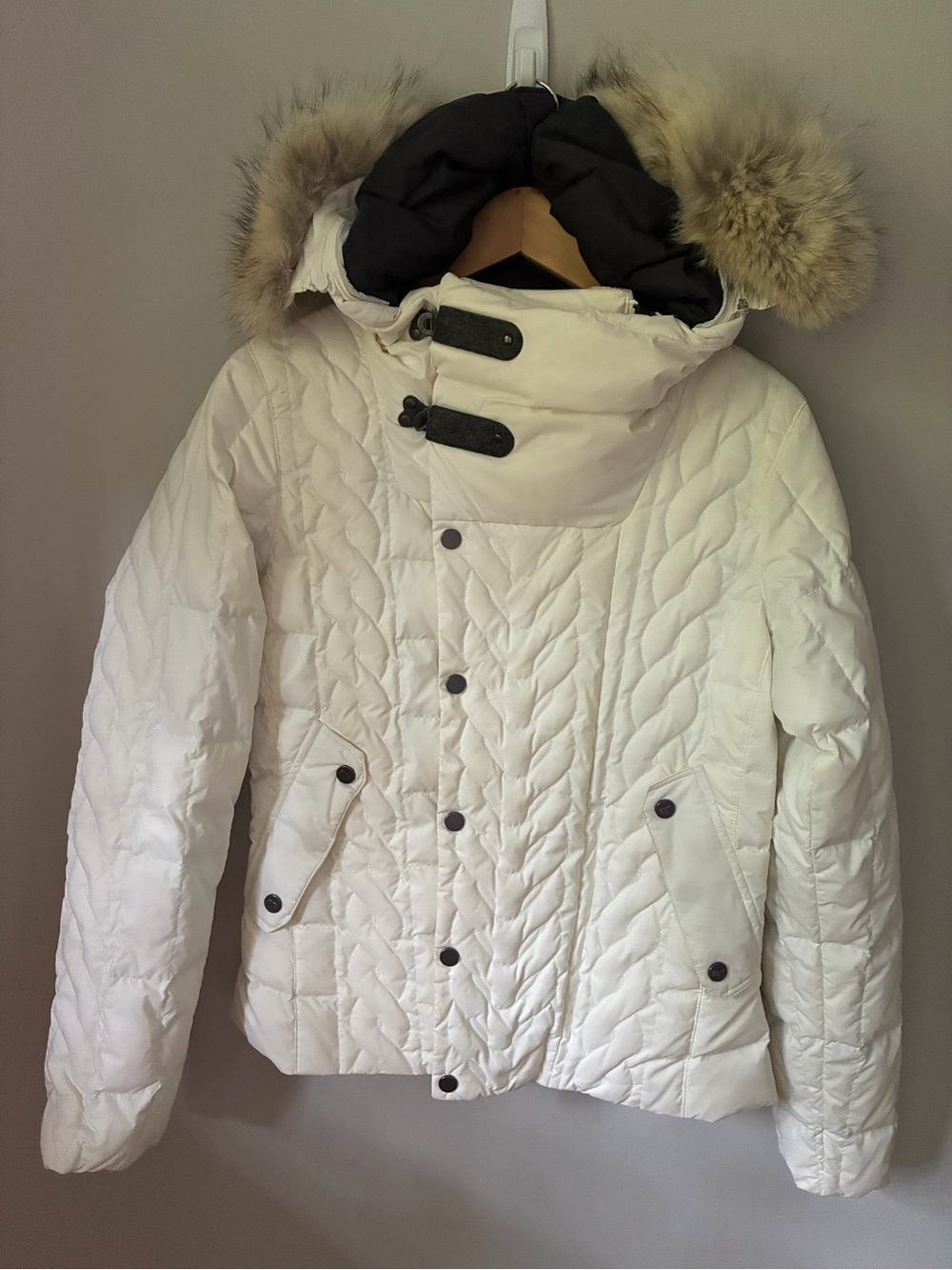 Sorel Fitted Winter Down Jacket Fur Trim